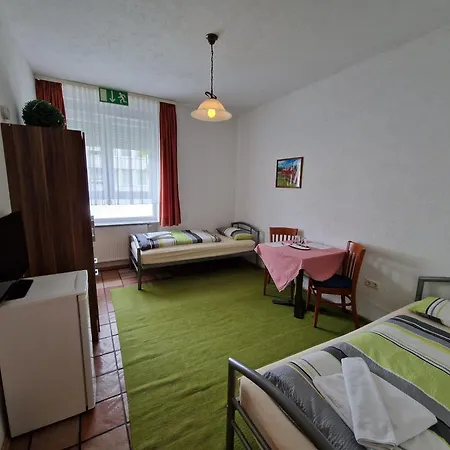 Antalya Vendégház *