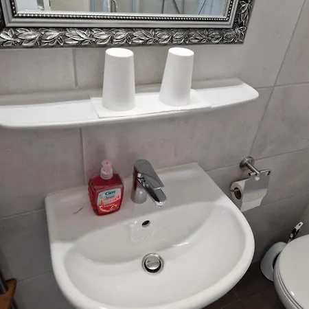 ゲストハウス Antalya